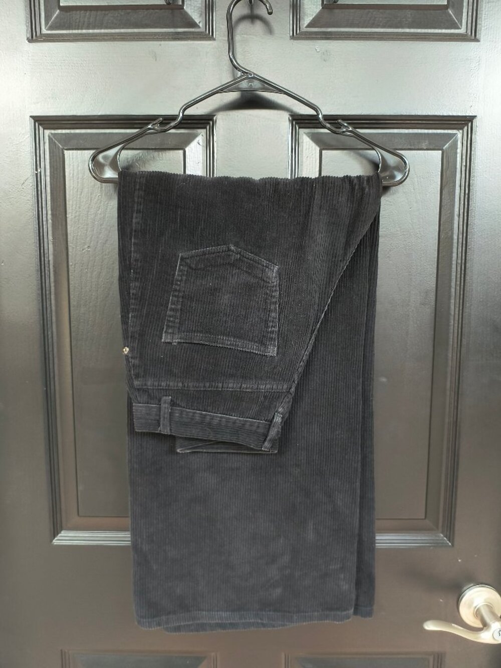 Black Corduroy Pants - Signature8 (M)